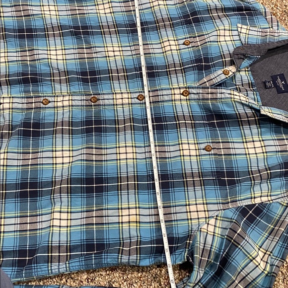 American Eagle Blue and White Plaid Men's Shirt - Picture 4 of 5